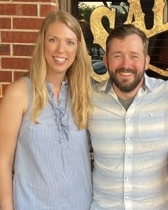 Read more about the article June 9, 2022 <br> Julia and Dan